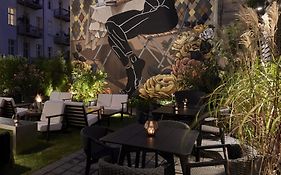 Sir F.K. Savigny Hotel Berlin